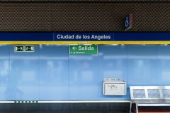 Andén del Metro Ciudad de los Ángeles